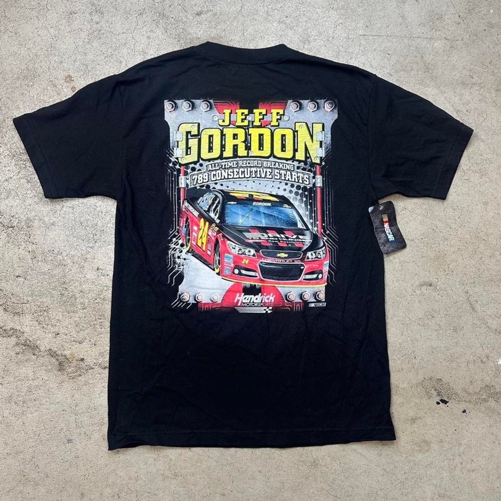 NWT NASCAR Jeff Gordon 24 - Consecutive Starts Record - Y2K-style Graphic tshirt